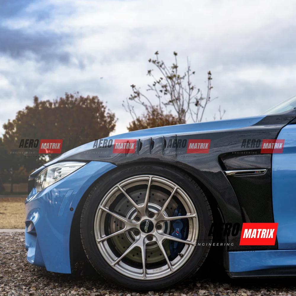 BMW M3 F80 / M4 F82 3 and 4 Series – Fender (Carbon Fibre)