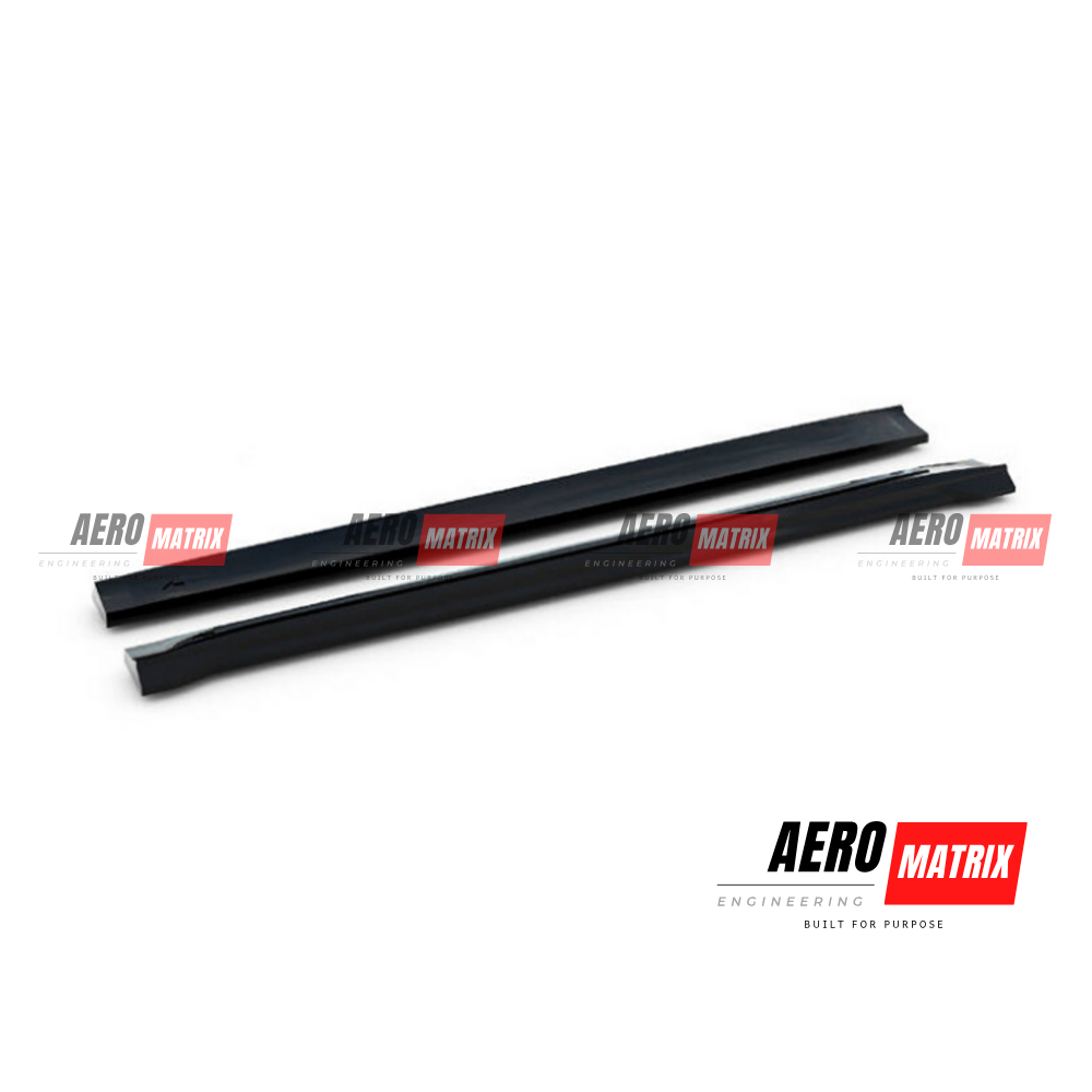 Porsche Macan 2022+ Side Skirting – Gloss Black